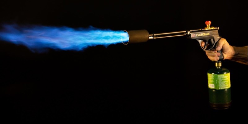 GrillBlazer-GrillGun-high-powered-torch-07 (1).jpg__PID:c5496a5e-460e-4086-9cf0-b02700df323a